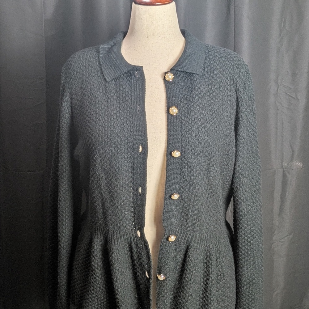 Vintage Black Women’s Peplum Defined Waist Cardigan Sweater - Picture 2 of 5